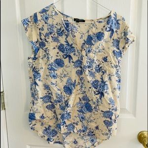 Floral print blouse